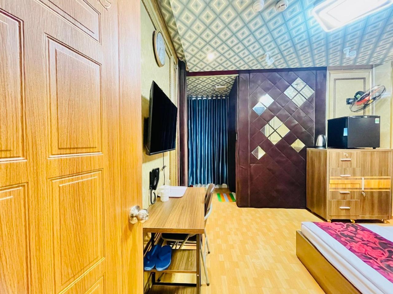 King Hotel Kitchen Хошимин Екстериор снимка